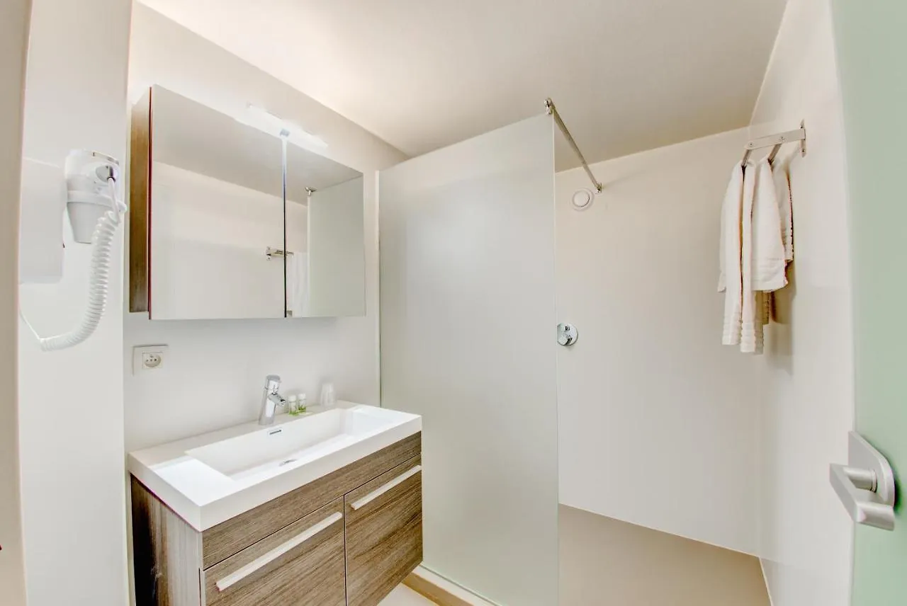Arass Hotel & Business Flats Antwerp 3*,  Belgium
